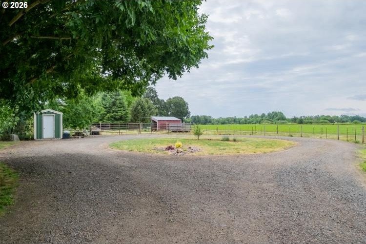 Gorgeous custom 4bed/3bath + office home on 5.63 acres. Back - photo 3