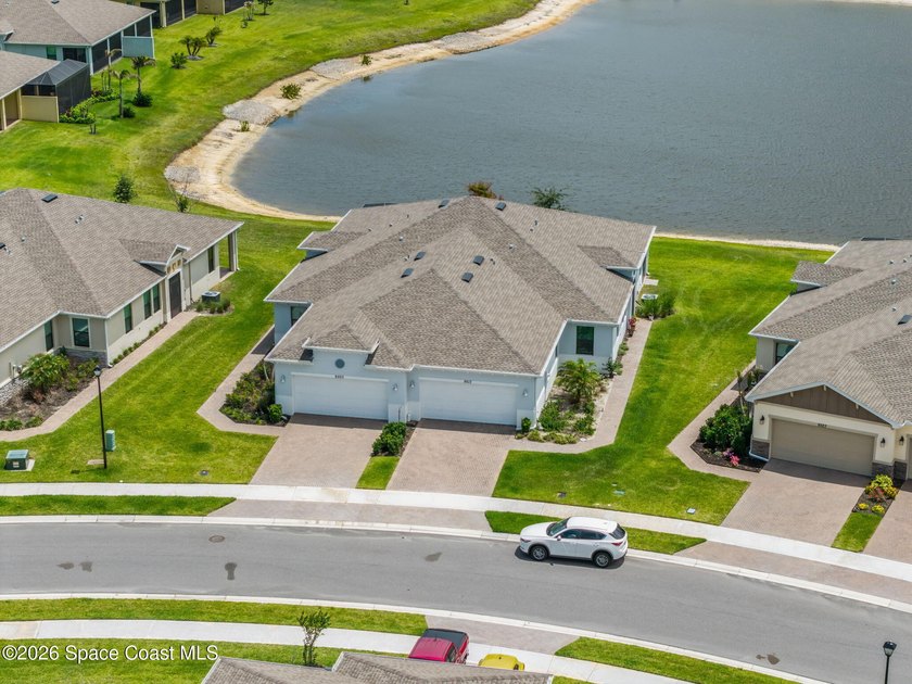 AMAZING price on this villa in the maintenance-free, luxury - photo 42