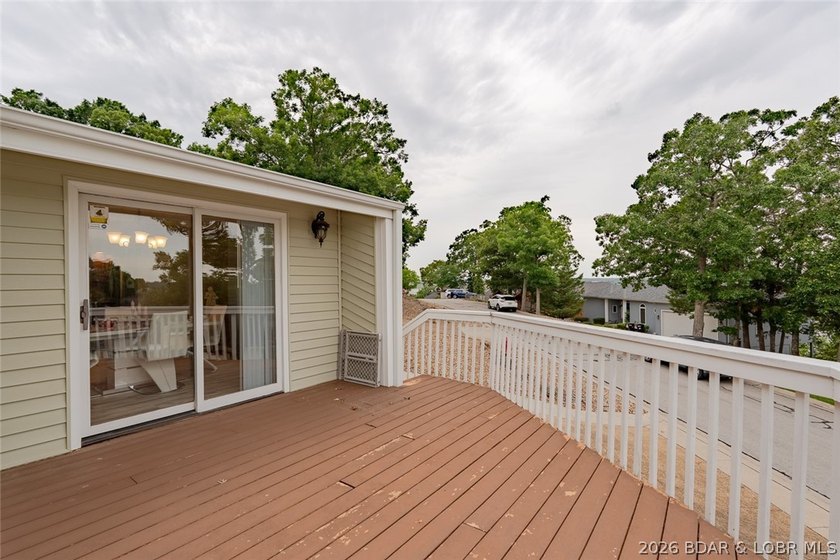 YEAR ROUND MAIN CHANNEL VIEW, a rare 3-car garage, and over 2 - photo 50
