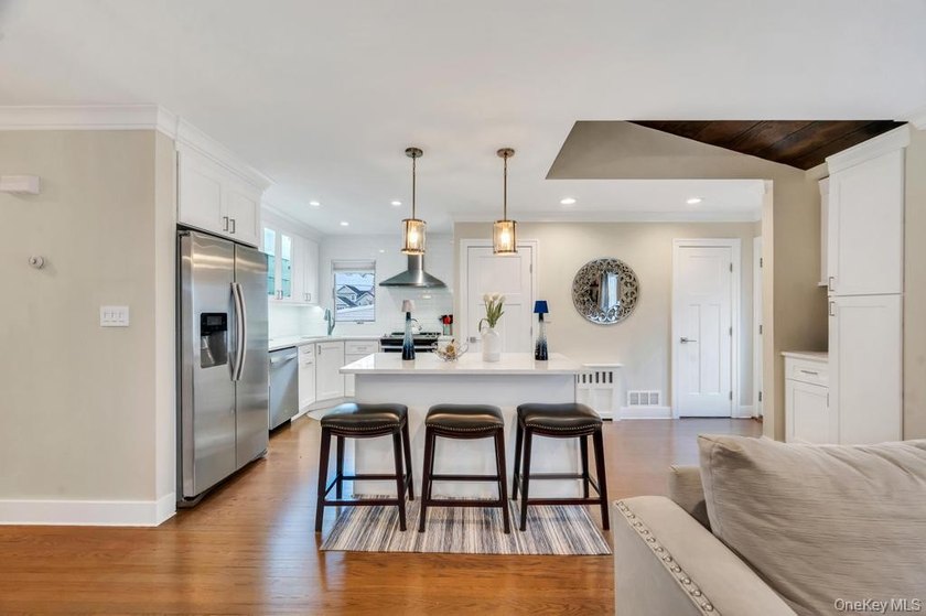 Welcome to 256 Division Street in Massapequa - a fully renovated - photo 3