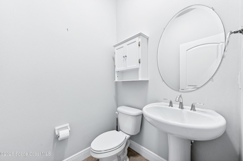 PANGEA PARK LAKEFRONT GEM IN WEST VIERA! Stunning 4-bedroom, 2 - photo 35