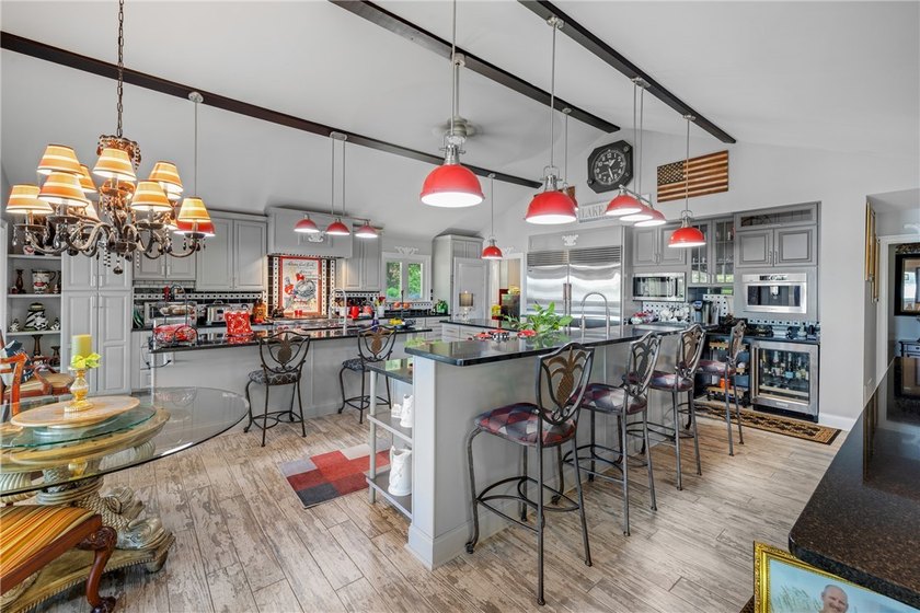 A rare and refined offering on Lake Keowee-this UNRESTRICTED 4BR - photo 14