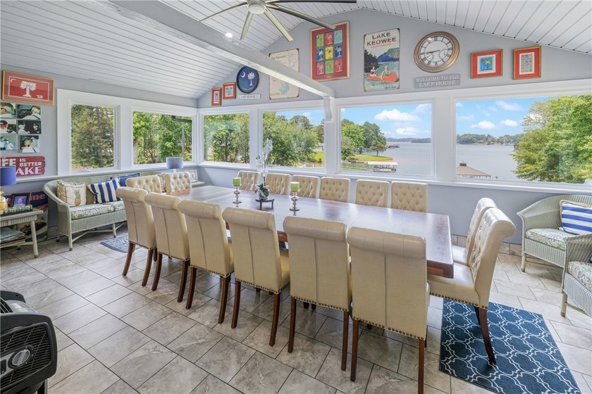 A rare and refined offering on Lake Keowee-this UNRESTRICTED 4BR - photo 22
