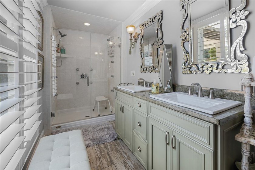 A rare and refined offering on Lake Keowee-this UNRESTRICTED 4BR - photo 33