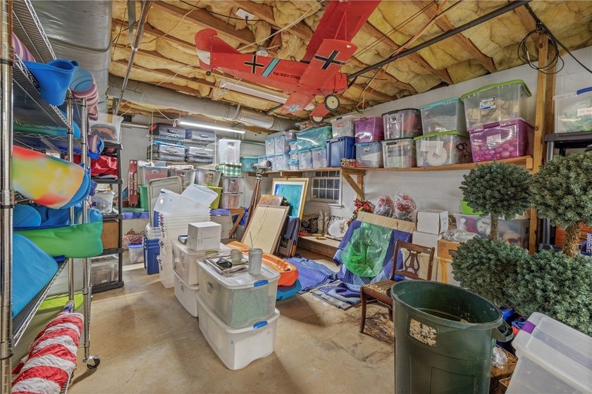 A rare and refined offering on Lake Keowee-this UNRESTRICTED 4BR - photo 41