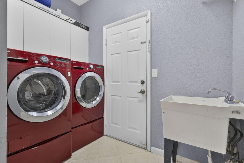Spacious 4BR/2.5BA two-story home with a 2-car garage located in - photo 18