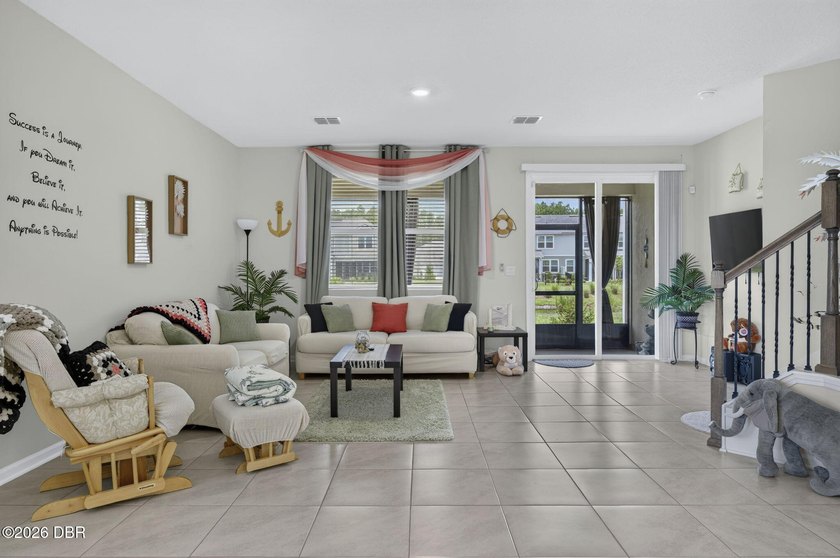Charming End Unit Townhouse in Prime Palm Coast Location! - photo 12