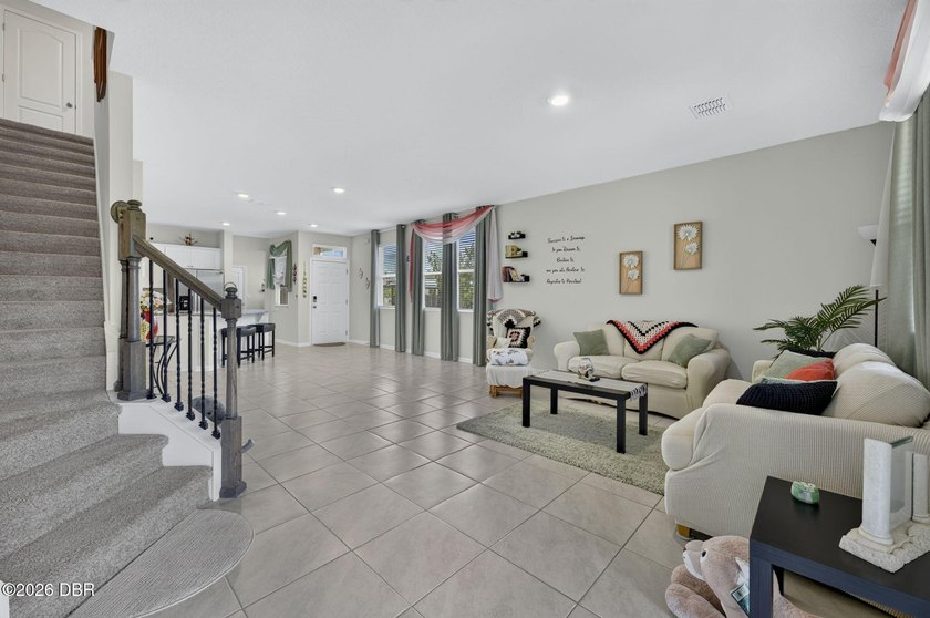 Charming End Unit Townhouse in Prime Palm Coast Location! - photo 16
