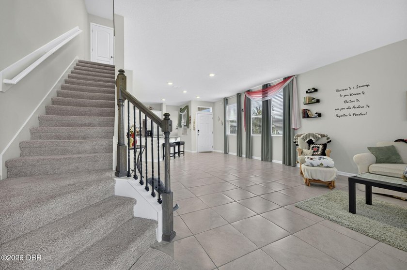 Charming End Unit Townhouse in Prime Palm Coast Location! - photo 23