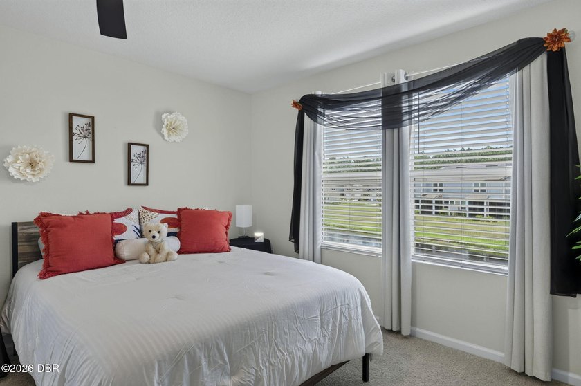 Charming End Unit Townhouse in Prime Palm Coast Location! - photo 28