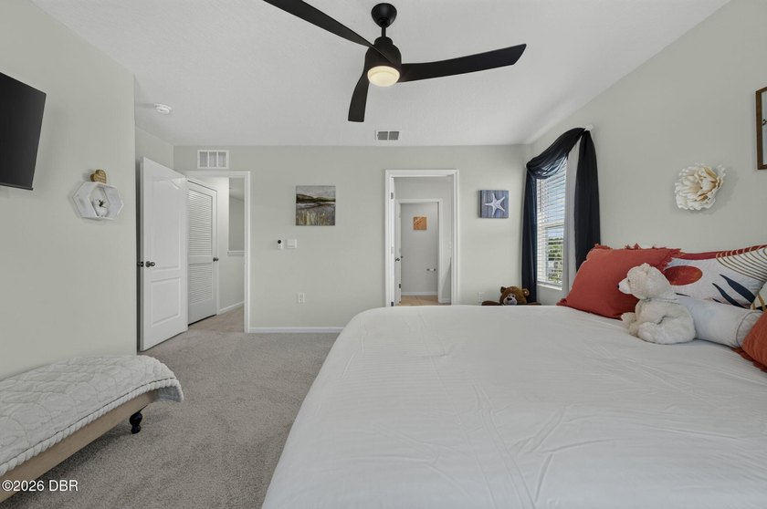 Charming End Unit Townhouse in Prime Palm Coast Location! - photo 29