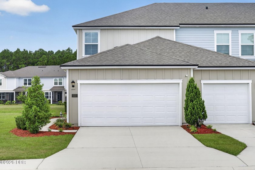 Charming End Unit Townhouse in Prime Palm Coast Location! - photo 46