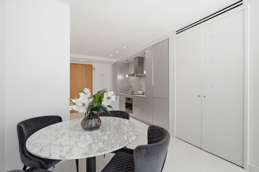 L'un des immeubles de condominiums les plus luxueux de - photo 6