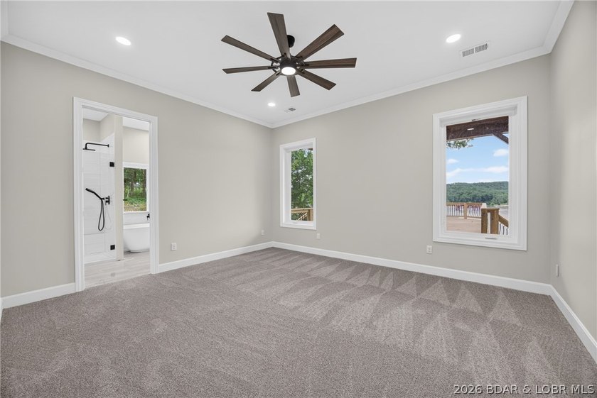 NEW CONSTRUCTION at the 63 MM in Emerald Hills gated community - photo 21