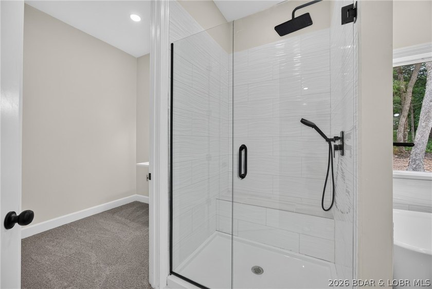 NEW CONSTRUCTION at the 63 MM in Emerald Hills gated community - photo 25
