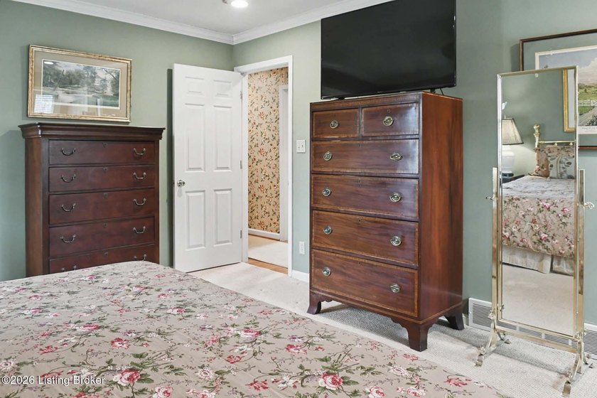 Well-maintained traditional ranch with 3 Bedrooms, 2 Full Baths - photo 33