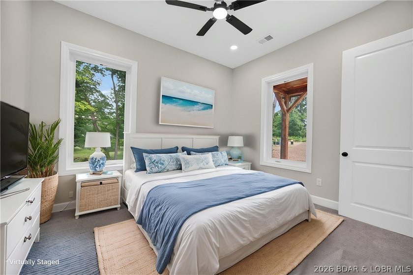 NEW CONSTRUCTION at the 63 MM in Emerald Hills gated community - photo 39