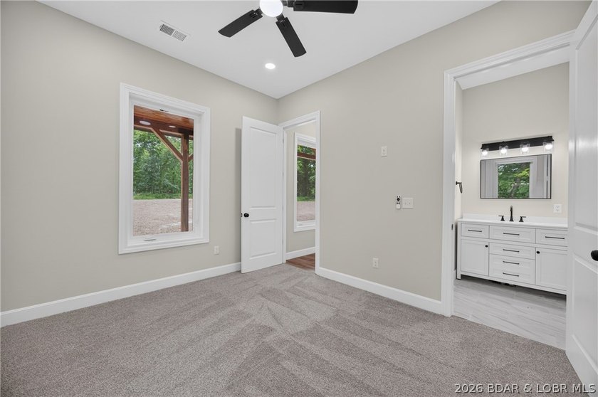 NEW CONSTRUCTION at the 63 MM in Emerald Hills gated community - photo 41