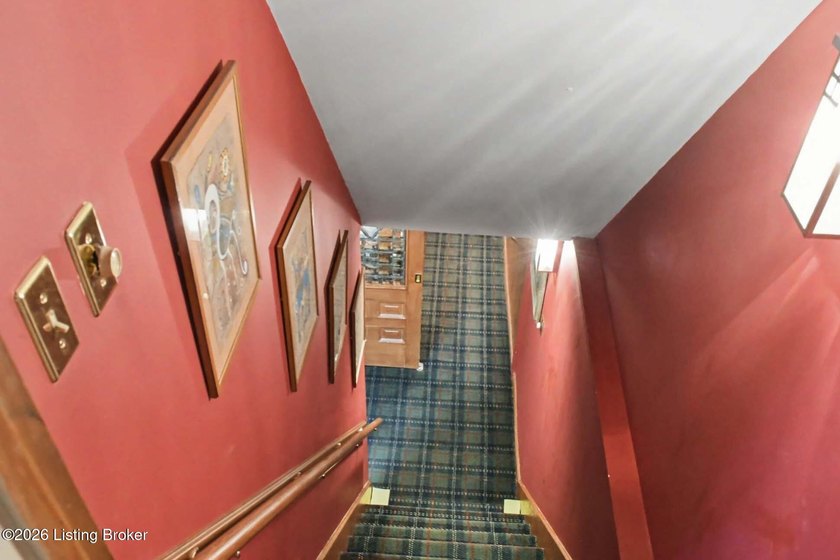Well-maintained traditional ranch with 3 Bedrooms, 2 Full Baths - photo 45