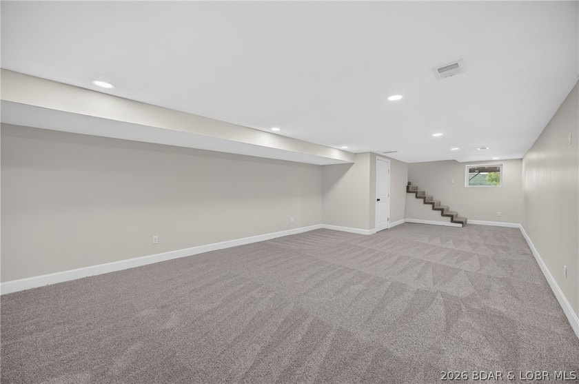 NEW CONSTRUCTION at the 63 MM in Emerald Hills gated community - photo 48