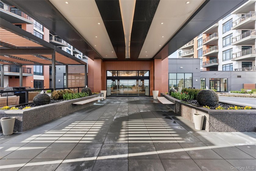 Experience elevated coastal living in this stunning one-bedroom - photo 39