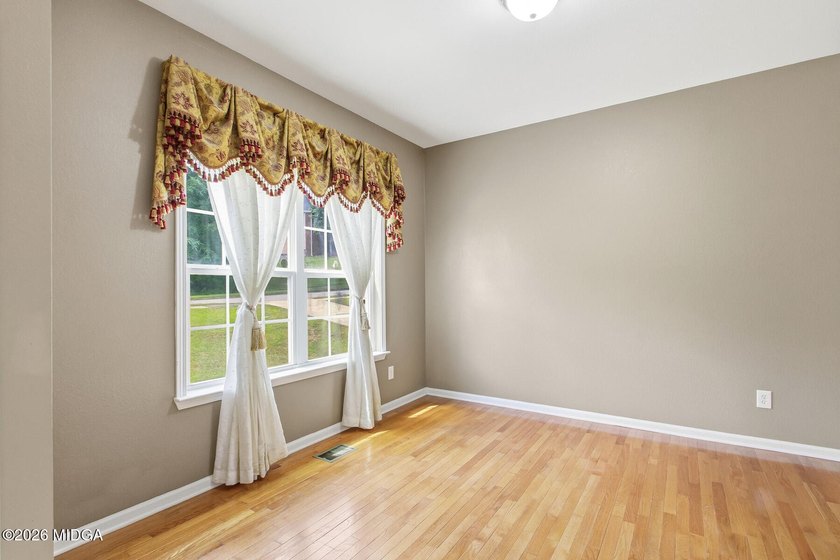 Experience refined living in The Preserve at Thomaston Overlook - photo 6