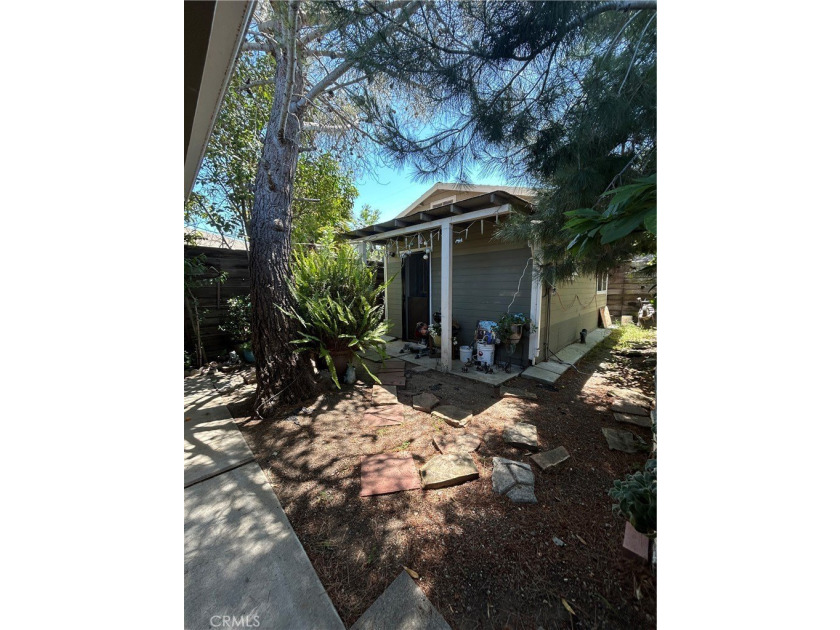 3 bedroom 2 bath 1947 sqft home with 6060 sqft lot in Redwood - photo 13
