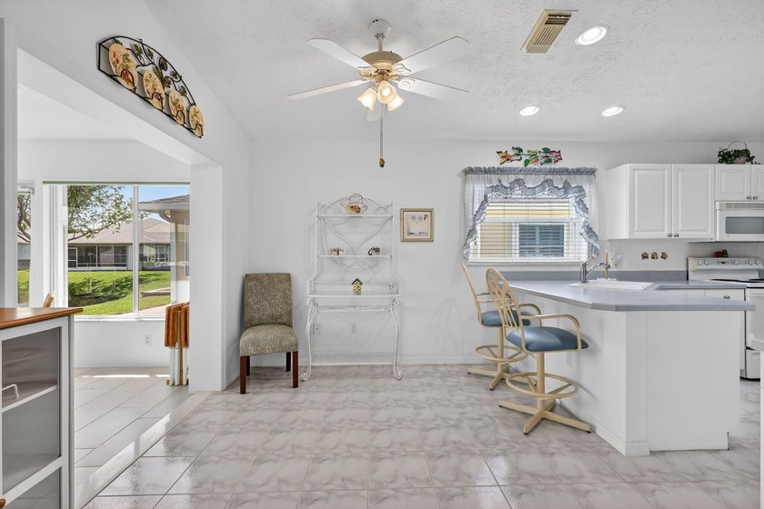 Enjoy stunning long lake views from sunrise to sunset in this - photo 17