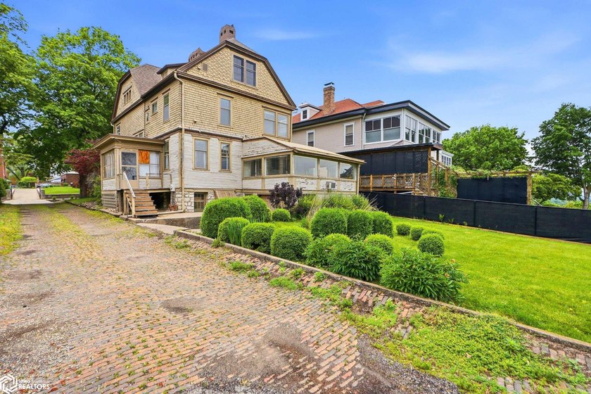 Perched atop the bluff with sweeping views of the Mississippi - photo 42