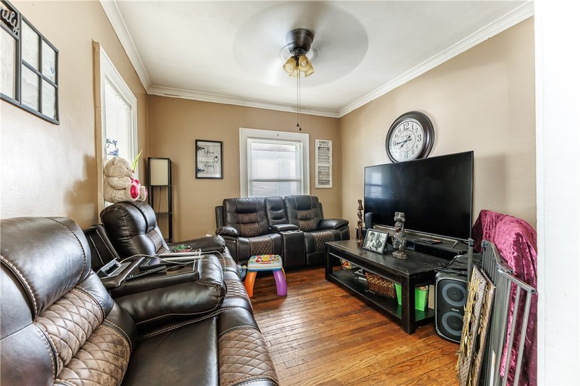 This property is the perfect situation for a duplex, with one - photo 18