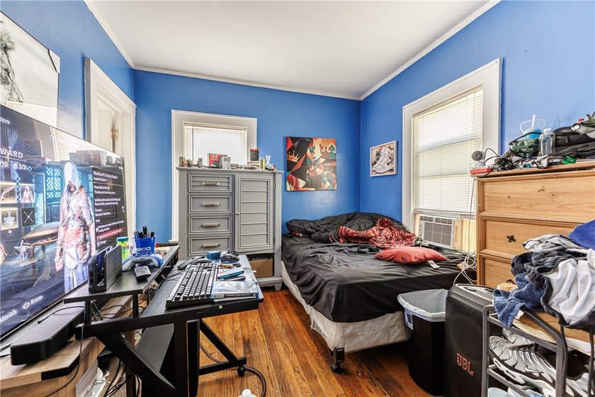 This property is the perfect situation for a duplex, with one - photo 22