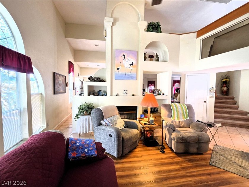 No HOA. 2455 Sqft, 3 Bedrooms and 2 1/2 Baths, featuring a blend - photo 5