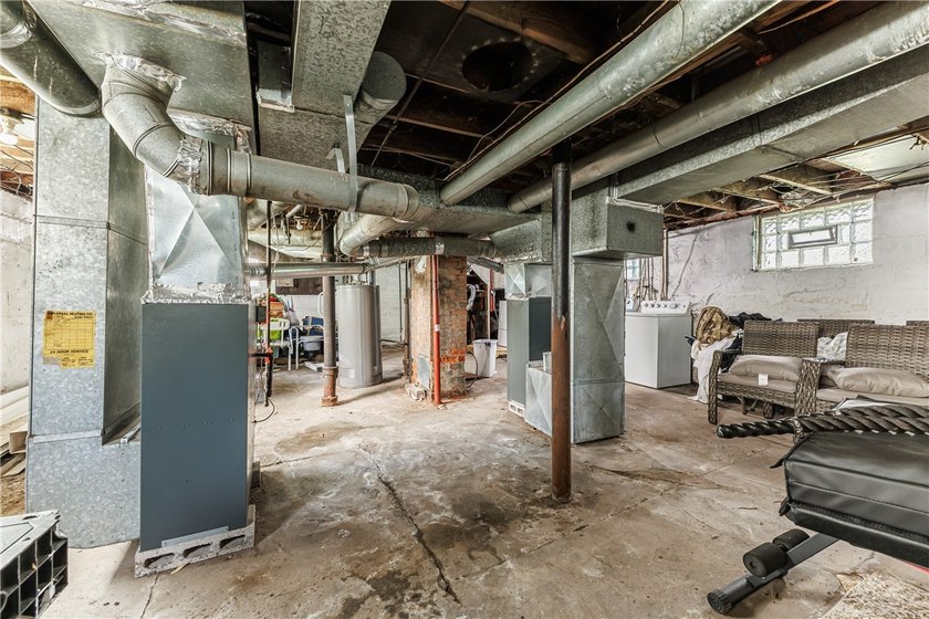 This property is the perfect situation for a duplex, with one - photo 26