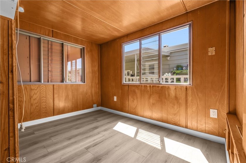 Spacious single-wide 3 bedrooms, 1 bath mobile home located in - photo 14