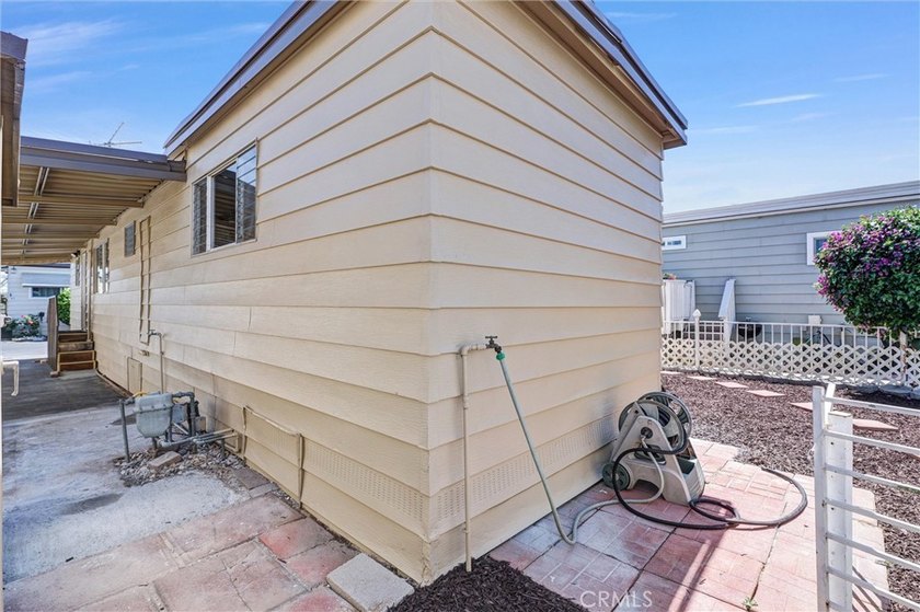 Spacious single-wide 3 bedrooms, 1 bath mobile home located in - photo 19