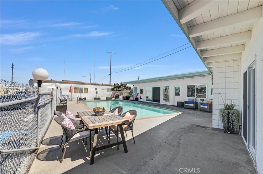 Spacious single-wide 3 bedrooms, 1 bath mobile home located in - photo 22