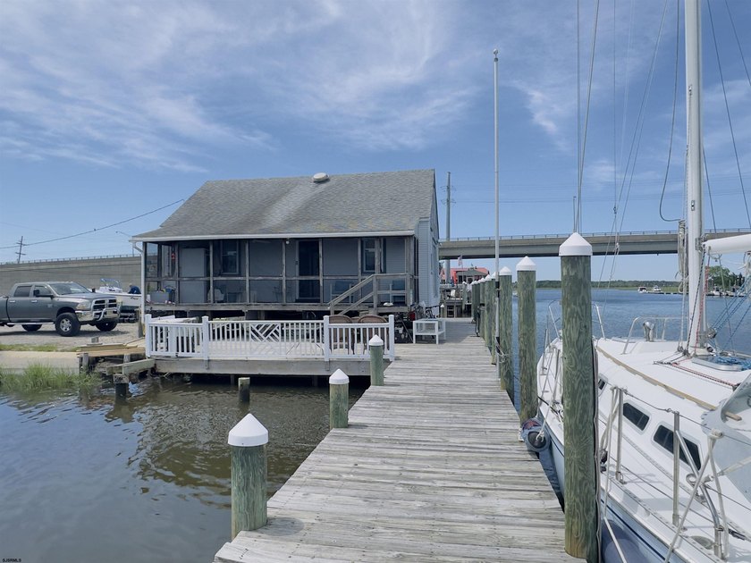 ***NACOTE CREEK WATERFRONT LISTING ALERT***1 BED 1 BATH***158' - photo 22