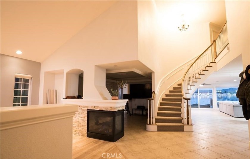 Open Water Home on North Lake - Silver Lakes Spacious 4-bedroom - photo 24