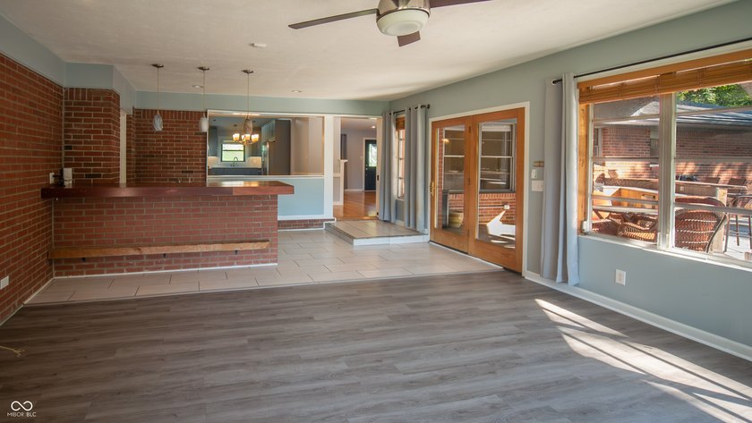 Welcome home to this prestigious, well-maintained property that - photo 13