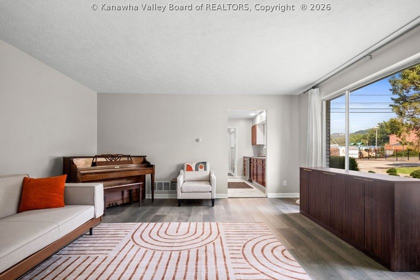In the heart of kanawha City close to all amenities . This - photo 10