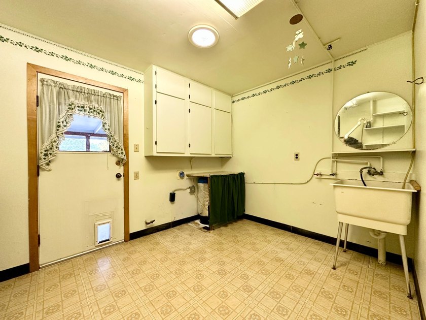 Welcome to this well-maintained 2-bedroom, 1-bath ranch nestled - photo 16