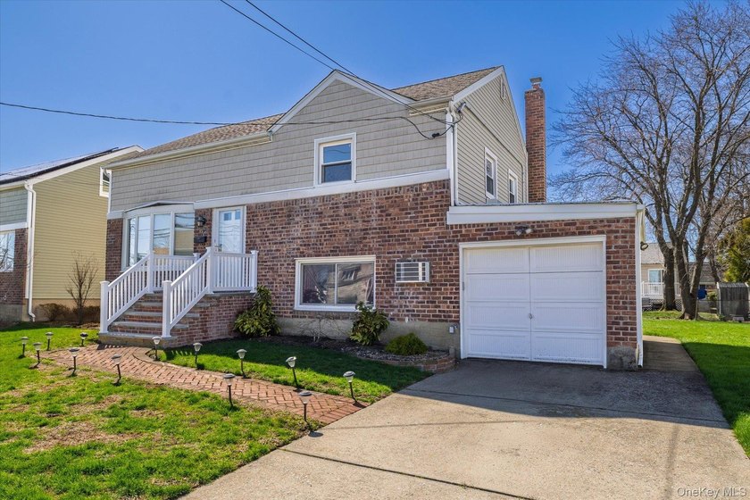 *Welcome to this fabulous Roxbury Split-Level home in the highly - photo 3
