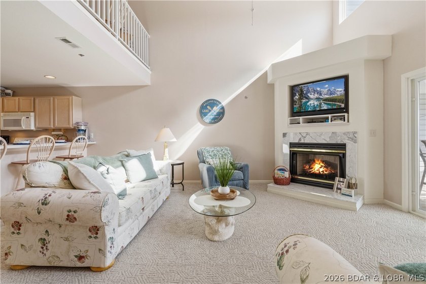 Enjoy peaceful lake living at the 5 MM of the Big Niangua Arm in - photo 5