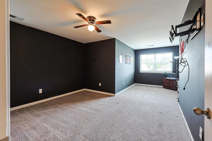Welcome to this beautifully maintained 4 bedroom, 3.5 bath - photo 42