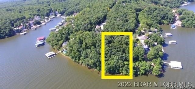 FANTASTIC VIEW OF *THE LAKE* .......PREMIUM LOT.......COVE - photo 3