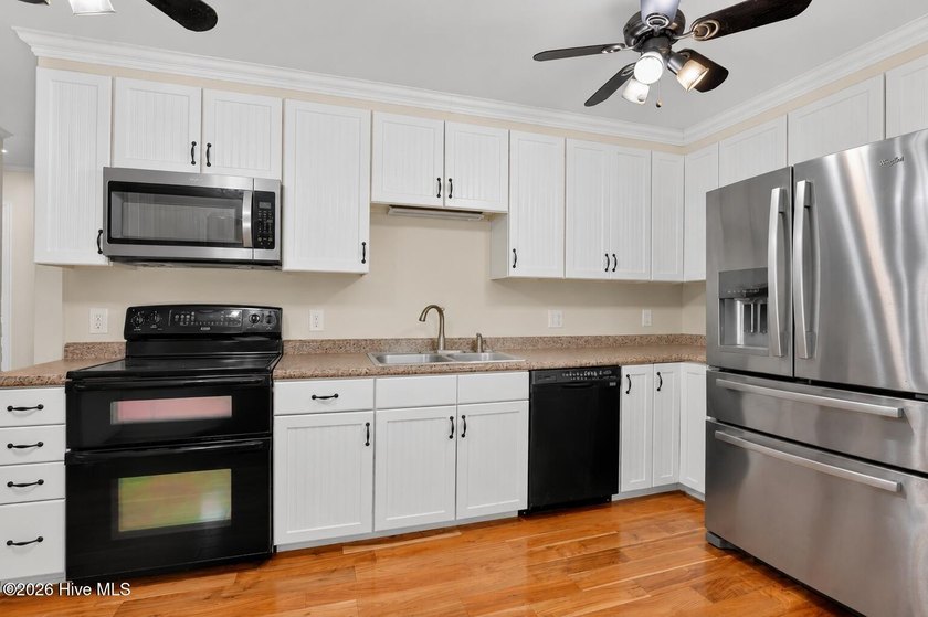 Conveniently located just off Highway 70, this charming - photo 6
