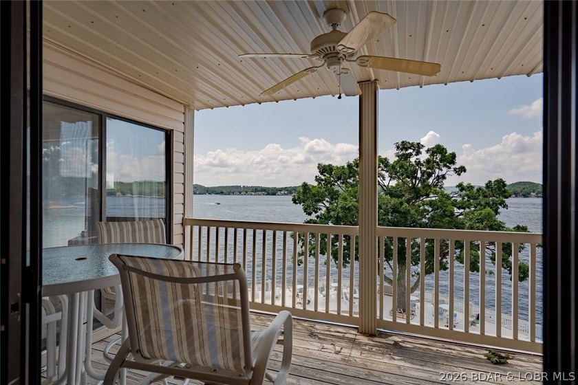 Wake up to breathtaking lake views, spend your afternoons - photo 38