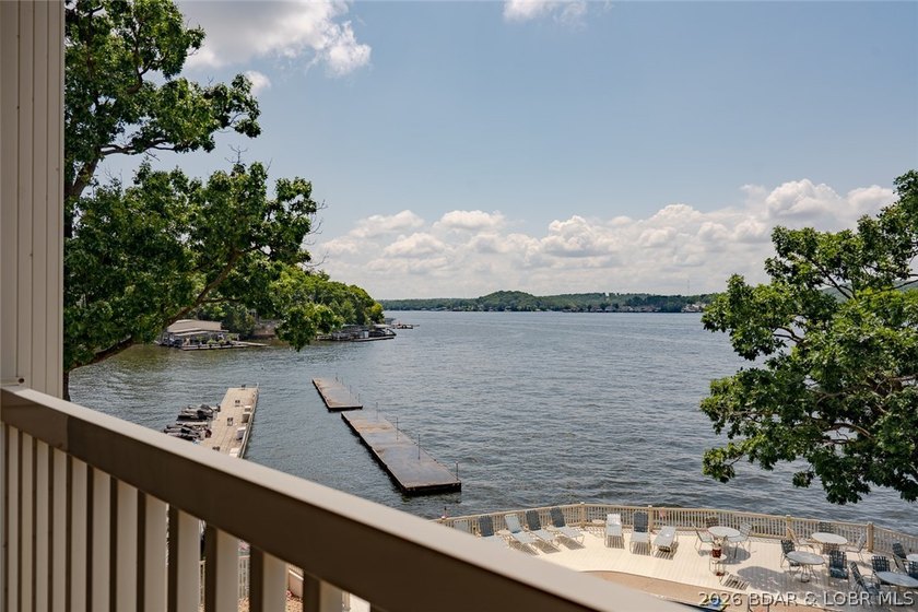 Wake up to breathtaking lake views, spend your afternoons - photo 42
