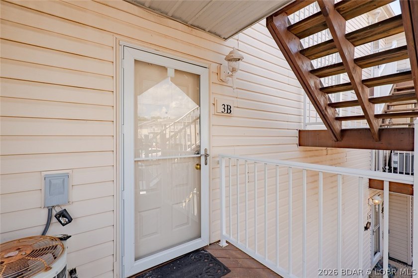 Wake up to breathtaking lake views, spend your afternoons - photo 43