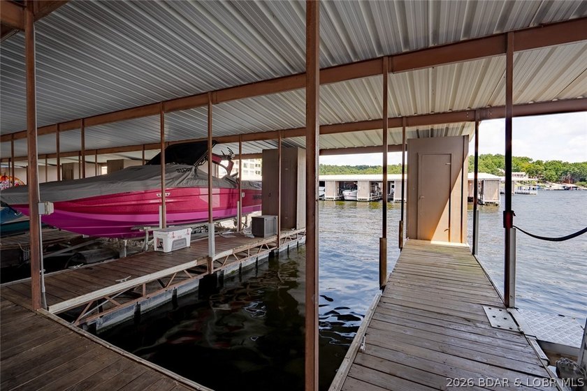 Wake up to breathtaking lake views, spend your afternoons - photo 49